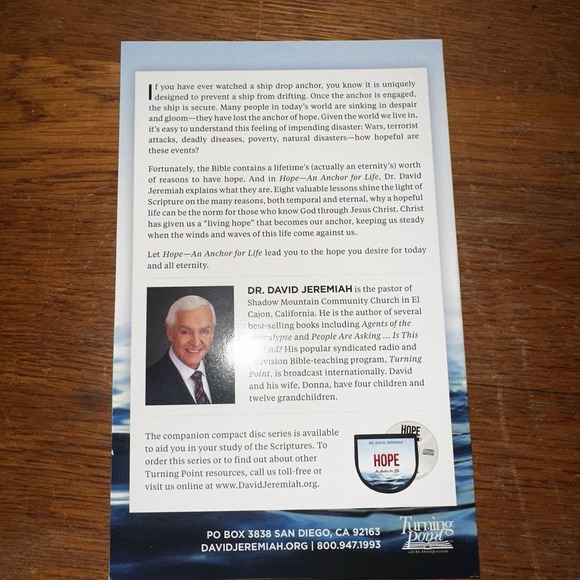 Hope: Living Fearlessly…PB Book & Hope: An Anchor…PB Study Guide David Jeremiah - Picture 5 of 5